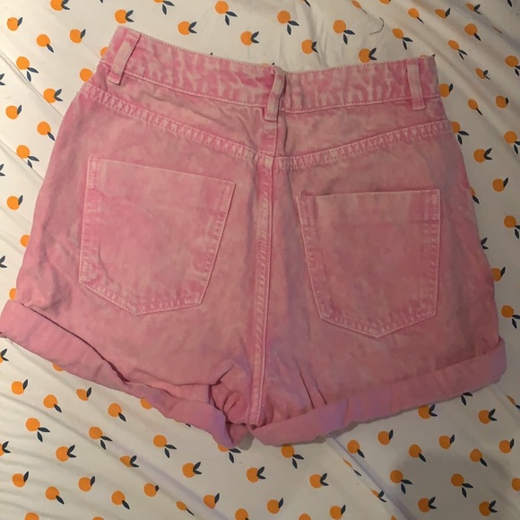 ASOS Pink Denim Shorts - Picture 3 of 4